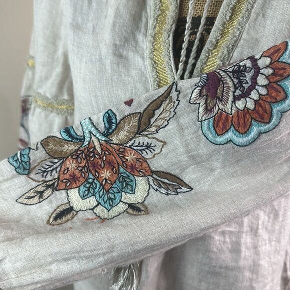 Chicos Size 0 Linen embroidered Top - Picture 6 of 11